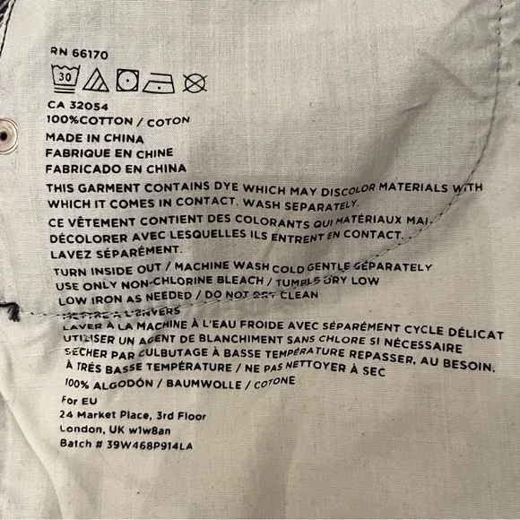 BDG Super High Rise Cheeky Denim Shorts Size 26 - Picture 5 of 6